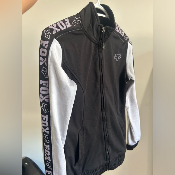 FOX JACKET FOR SALE ! - Picture 2 of 3